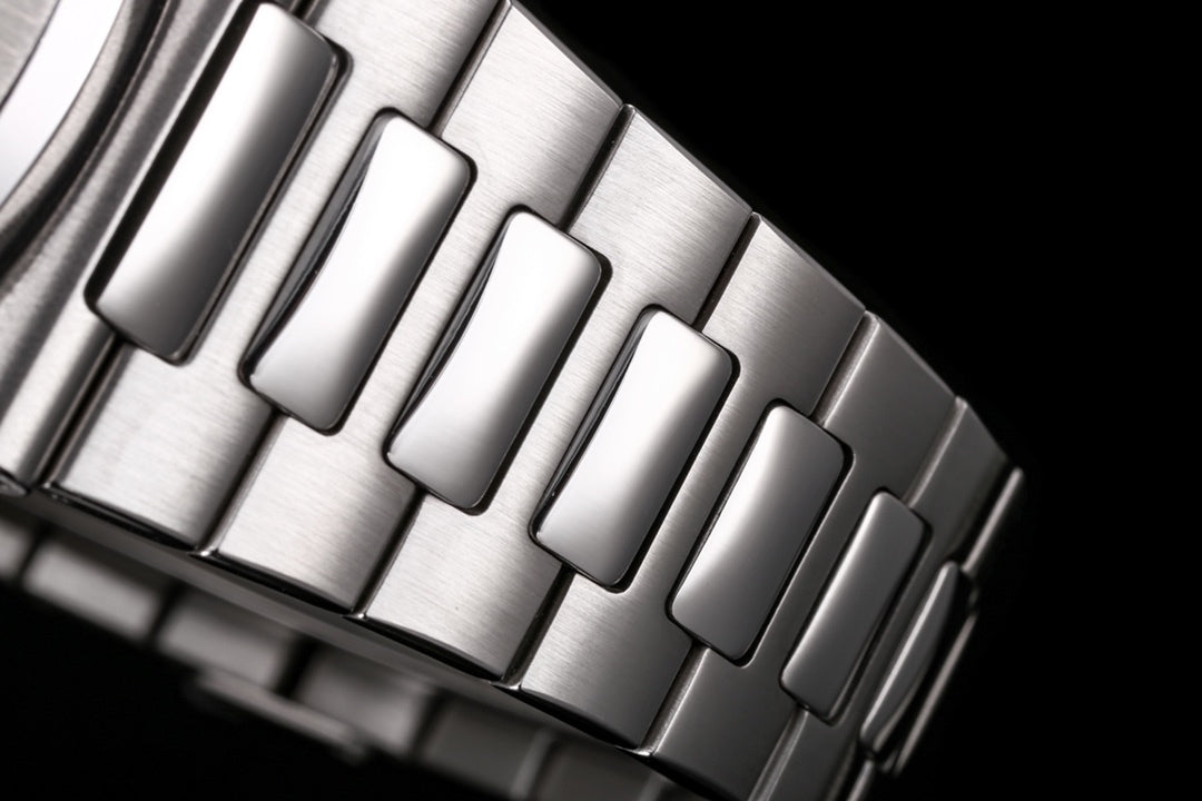 Patek Philippe Nautilus
